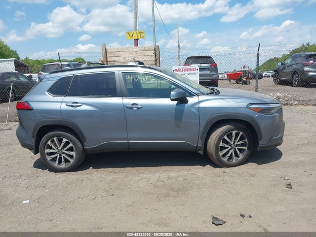 Продаж на аукціоні авто 2022 Toyota Corolla Cross Xle, vin: 7MUDAABG4NV033186, номер лоту: 45133853