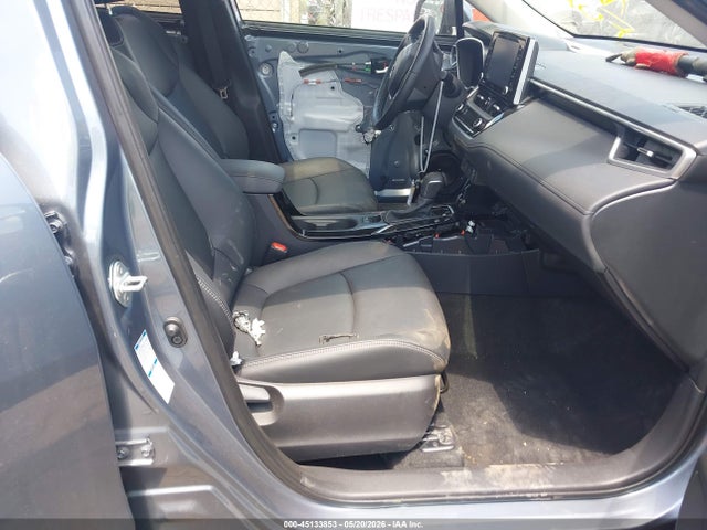 Продаж на аукціоні авто 2022 Toyota Corolla Cross Xle, vin: 7MUDAABG4NV033186, номер лоту: 45133853