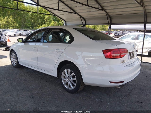 45133897 :رقم المزاد ، 3VWD17AJ9FM306373 vin ، 2015 Volkswagen Jetta 1.8t Se مزاد بيع