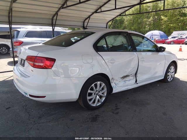 45133897 :رقم المزاد ، 3VWD17AJ9FM306373 vin ، 2015 Volkswagen Jetta 1.8t Se مزاد بيع