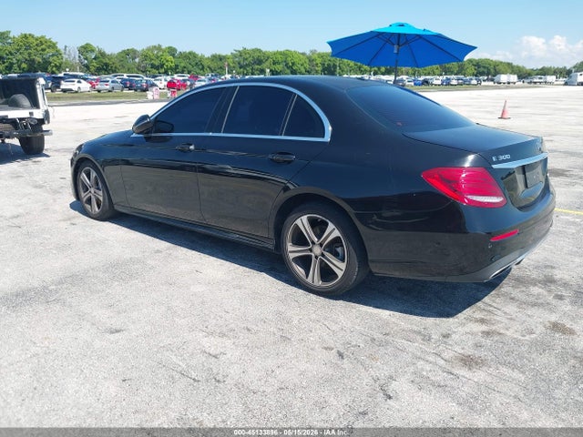 Продаж на аукціоні авто 2017 Mercedes-benz E 300, vin: WDDZF4JB6HA161171, номер лоту: 45133896