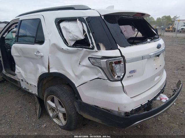 45133959 :رقم المزاد ، 1FM5K8D85HGC80673 vin ، 2017 Ford Explorer Xlt مزاد بيع