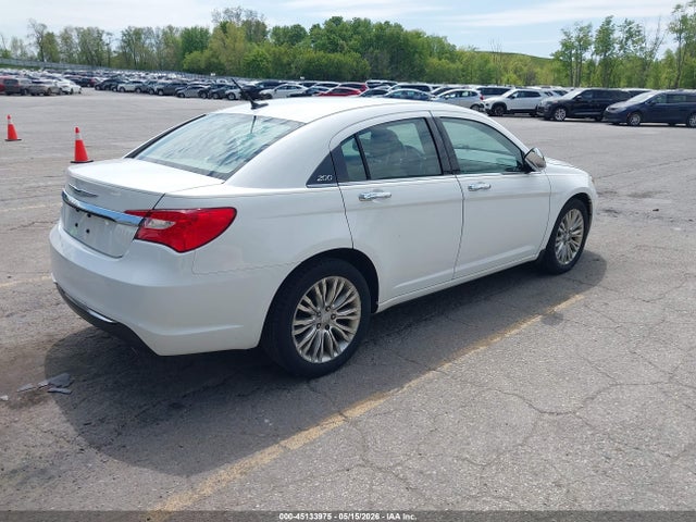 2013 Chrysler 200 Limited მანქანა იყიდება აუქციონზე, vin: 1C3CCBCG5DN621160, აუქციონის ნომერი: 45133975