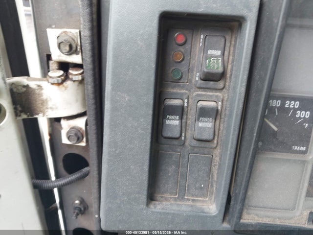 45133981 :رقم المزاد ، 1HTSDNSM0NH432609 vin ، 1992 International 4000 4900 مزاد بيع