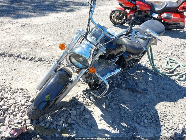 45134010 :رقم المزاد ، 5VPTD16DX33001274 vin ، 2003 Victory Motorcycles Deluxe Touring مزاد بيع