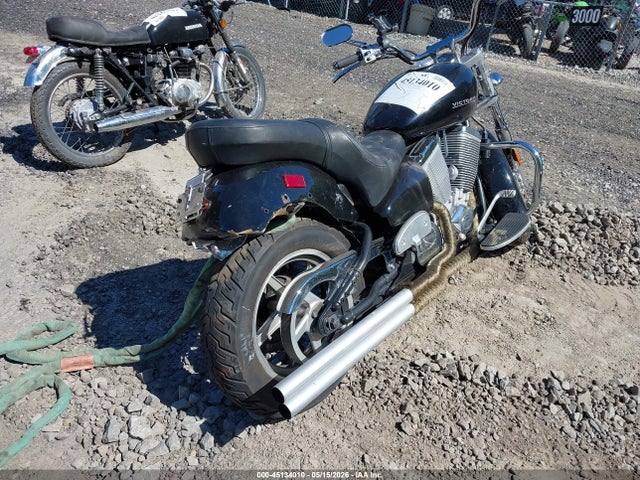 45134010 :رقم المزاد ، 5VPTD16DX33001274 vin ، 2003 Victory Motorcycles Deluxe Touring مزاد بيع
