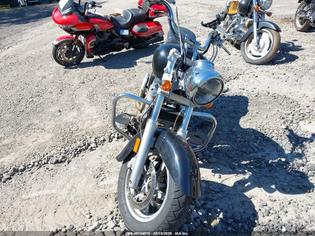 45134010 :رقم المزاد ، 5VPTD16DX33001274 vin ، 2003 Victory Motorcycles Deluxe Touring مزاد بيع
