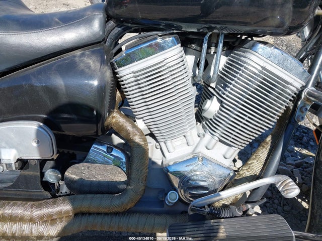 45134010 :رقم المزاد ، 5VPTD16DX33001274 vin ، 2003 Victory Motorcycles Deluxe Touring مزاد بيع