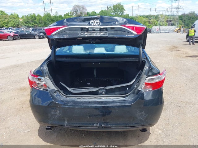 45134035 :رقم المزاد ، 4T1BK1FK4HU578216 vin ، 2017 Toyota Camry Xle V6 مزاد بيع