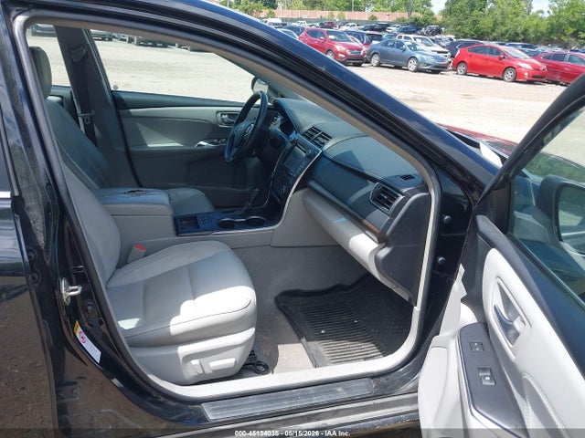 45134035 :رقم المزاد ، 4T1BK1FK4HU578216 vin ، 2017 Toyota Camry Xle V6 مزاد بيع