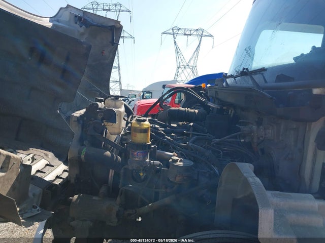 45134072 :رقم المزاد ، 5PVNV8JV0F4S54972 vin ، 2015 Hino Hino 338 مزاد بيع