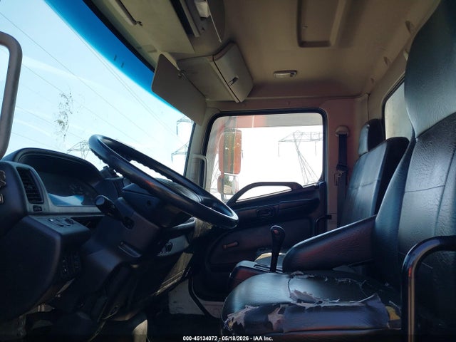 45134072 :رقم المزاد ، 5PVNV8JV0F4S54972 vin ، 2015 Hino Hino 338 مزاد بيع