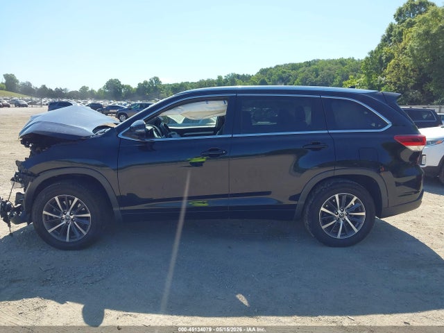 Aukcja sprzedaży 2017 Toyota Highlander Xle, vin: 5TDKZRFH1HS522077, numer aukcji: 45134079