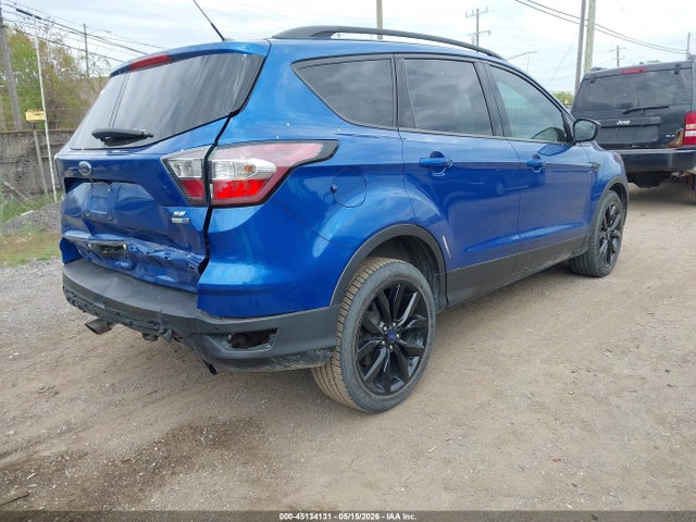 45134131 :رقم المزاد ، 1FMCU9G92HUA92593 vin ، 2017 Ford Escape Se مزاد بيع
