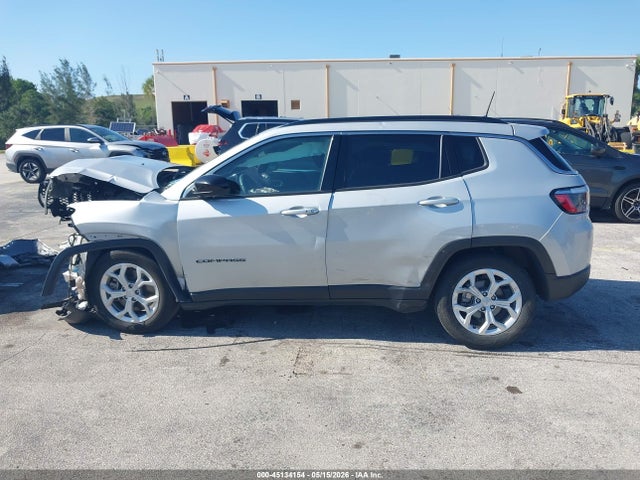45134154 :رقم المزاد ، 3C4NJDBN2RT110874 vin ، 2024 Jeep Compass Latitude 4x4 مزاد بيع