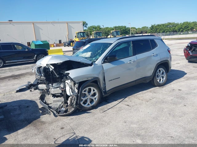 45134154 :رقم المزاد ، 3C4NJDBN2RT110874 vin ، 2024 Jeep Compass Latitude 4x4 مزاد بيع