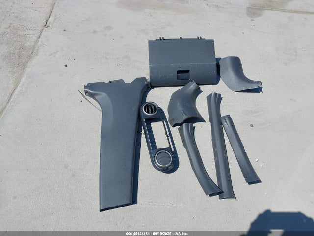 45134164 :رقم المزاد ، JTLKE50E181004698 vin ، 2008 Scion Xb مزاد بيع