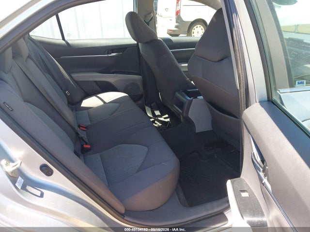 45134182 :رقم المزاد ، 4T1B11HK3KU287911 vin ، 2019 Toyota Camry Le مزاد بيع