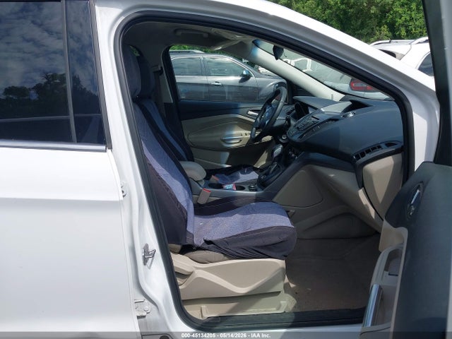 2016 Ford Escape Se მანქანა იყიდება აუქციონზე, vin: 1FMCU9GX6GUB59533, აუქციონის ნომერი: 45134205