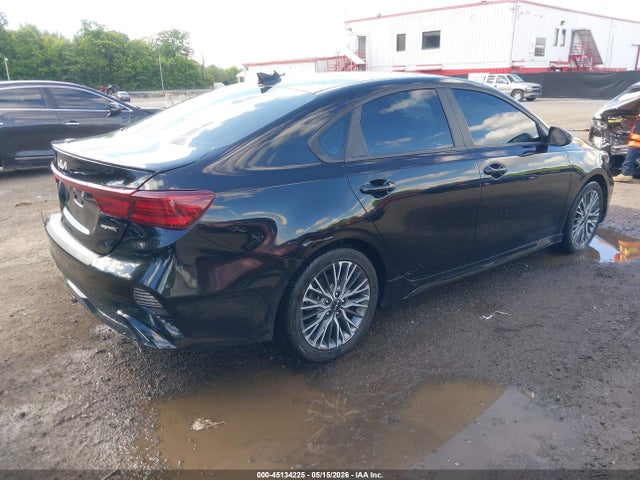 Продажа на аукционе авто 2023 Kia Forte Gt-line, vin: 3KPF54AD9PE520008, номер лота: 45134225