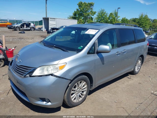 2011 Toyota Sienna Xle V6 მანქანა იყიდება აუქციონზე, vin: 5TDYK3DC6BS114670, აუქციონის ნომერი: 45134258