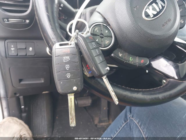 Продаж на аукціоні авто 2015 Kia Soul !, vin: KNDJX3A58F7126831, номер лоту: 45134301