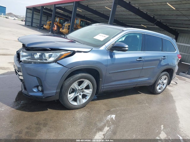 45134384 :رقم المزاد ، 5TDDZRFH0JS880320 vin ، 2018 Toyota Highlander Limited مزاد بيع