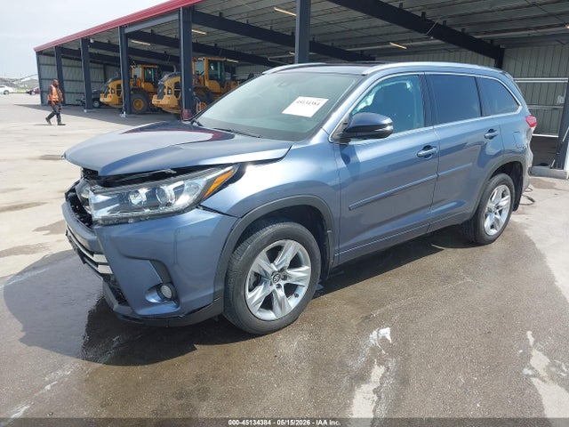 45134384 :رقم المزاد ، 5TDDZRFH0JS880320 vin ، 2018 Toyota Highlander Limited مزاد بيع