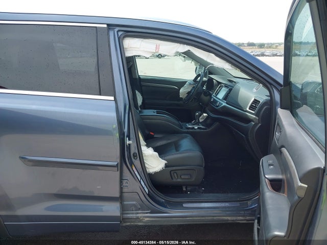 45134384 :رقم المزاد ، 5TDDZRFH0JS880320 vin ، 2018 Toyota Highlander Limited مزاد بيع