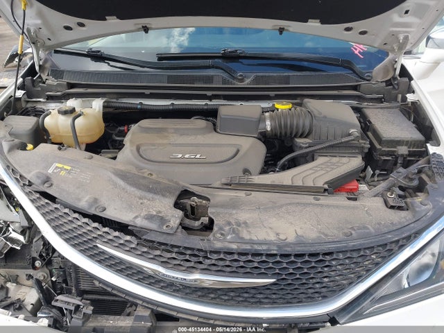 Продажа на аукционе авто 2017 Chrysler Pacifica Limited, vin: 2C4RC1GG1HR804154, номер лота: 45134404