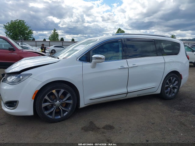 Продажа на аукционе авто 2017 Chrysler Pacifica Limited, vin: 2C4RC1GG1HR804154, номер лота: 45134404