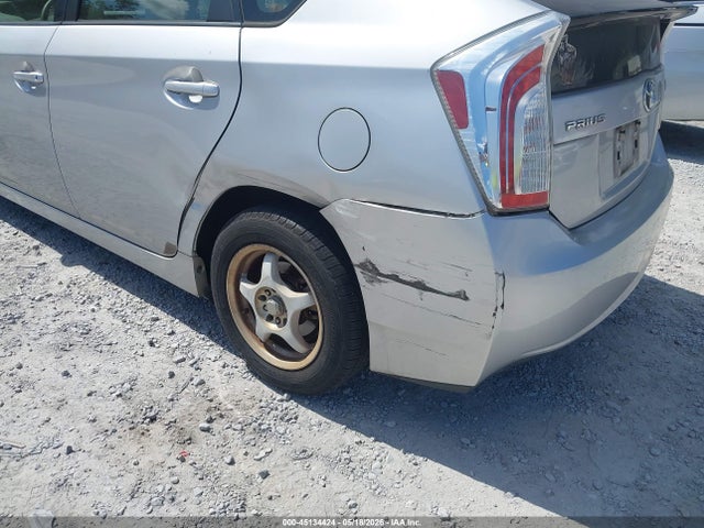 2013 Toyota Prius Two მანქანა იყიდება აუქციონზე, vin: JTDKN3DU0D5575586, აუქციონის ნომერი: 45134424