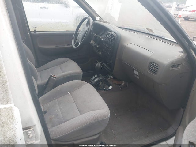 2001 Kia Sportage მანქანა იყიდება აუქციონზე, vin: KNDJA723615038693, აუქციონის ნომერი: 45134447