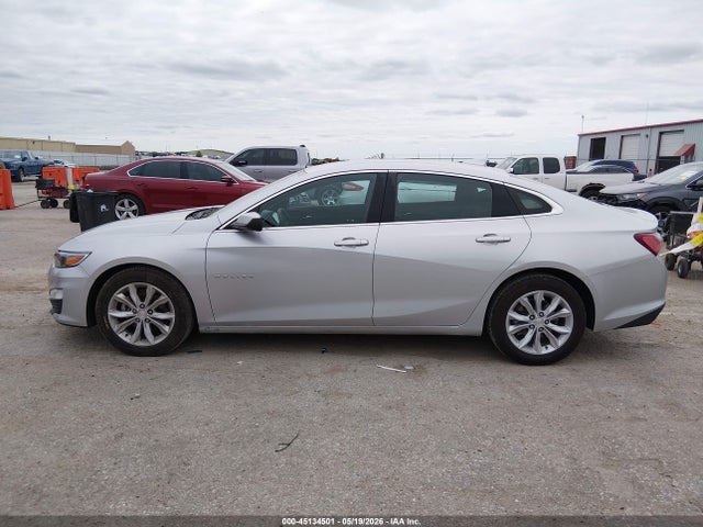 1G1ZD5ST9NF125947 Chevrolet Malibu Fwd Lt