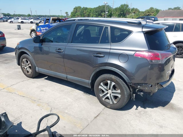 45134536 :رقم المزاد ، JTMZFREV4JJ211003 vin ، 2018 Toyota Rav4 Le مزاد بيع