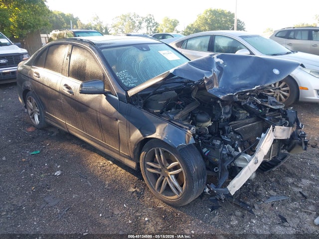 45134595 :رقم المزاد ، WDDGF8AB9DR288104 vin ، 2013 Mercedes-benz C 300 Sport 4matic مزاد بيع