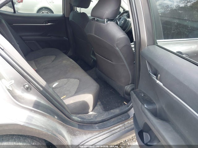 2019 Toyota Camry Le მანქანა იყიდება აუქციონზე, vin: 4T1B11HK5KU685573, აუქციონის ნომერი: 45134613
