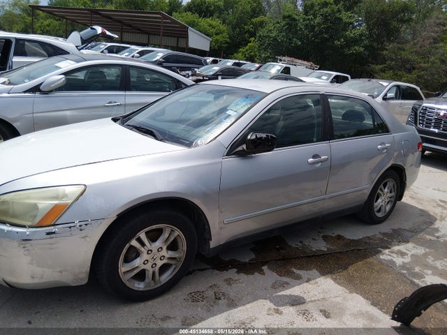 Продажа на аукционе авто 2003 Honda Accord 2.4 Lx, vin: JHMCM56363C048944, номер лота: 45134658