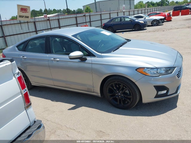 45134681 :رقم المزاد ، 3FA6P0HD3LR245463 vin ، 2020 Ford Fusion Se مزاد بيع