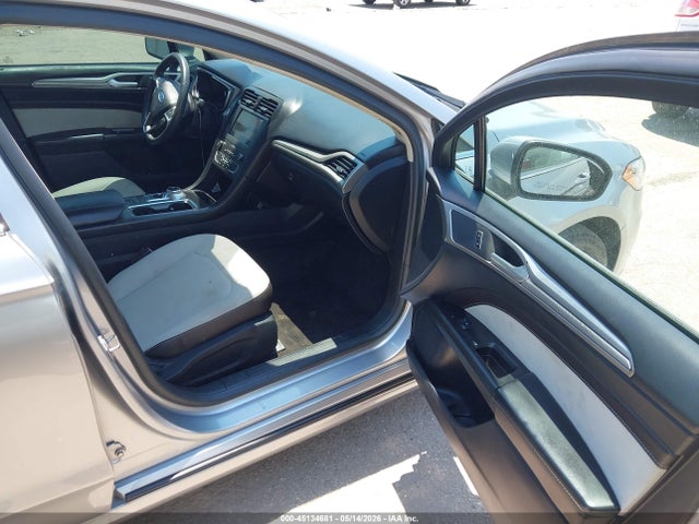 45134681 :رقم المزاد ، 3FA6P0HD3LR245463 vin ، 2020 Ford Fusion Se مزاد بيع