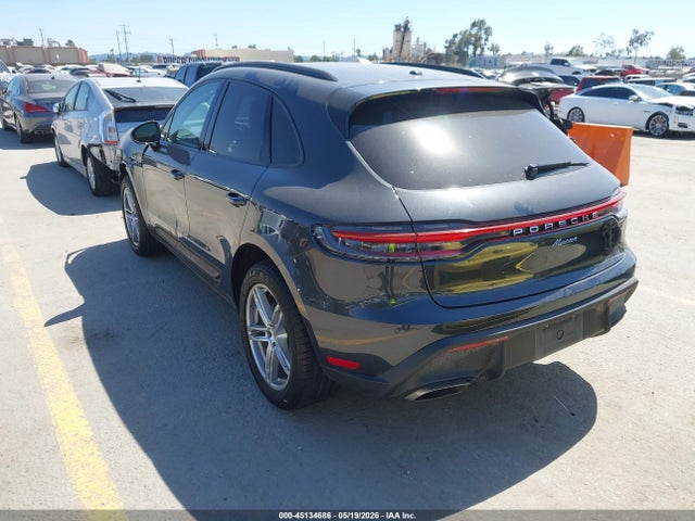 Porsche Macan T 2024 WP1AA2A5XRLB19322 Image 3