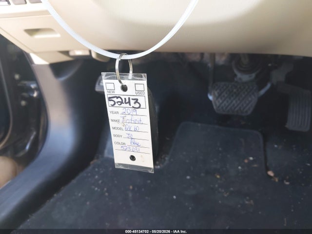 45134702 :رقم المزاد ، 5N1DL0MM1KC523031 vin ، 2019 Infiniti Qx60 Luxe مزاد بيع