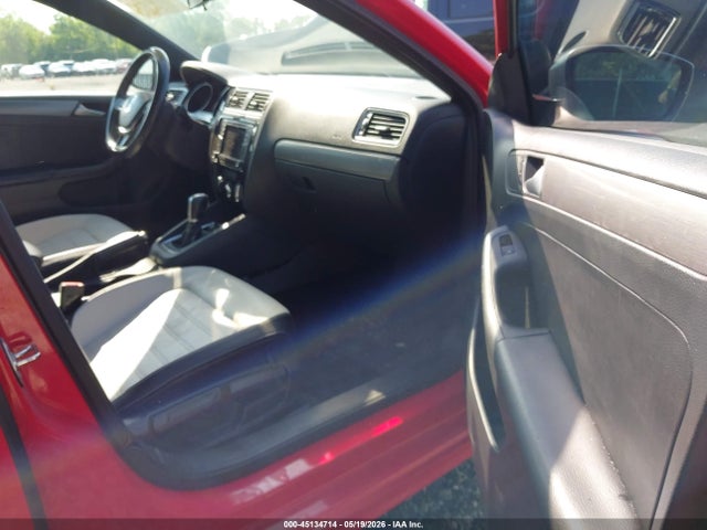 45134714 :رقم المزاد ، 3VWD17AJ4GM300336 vin ، 2016 Volkswagen Jetta 1.8t Sport مزاد بيع