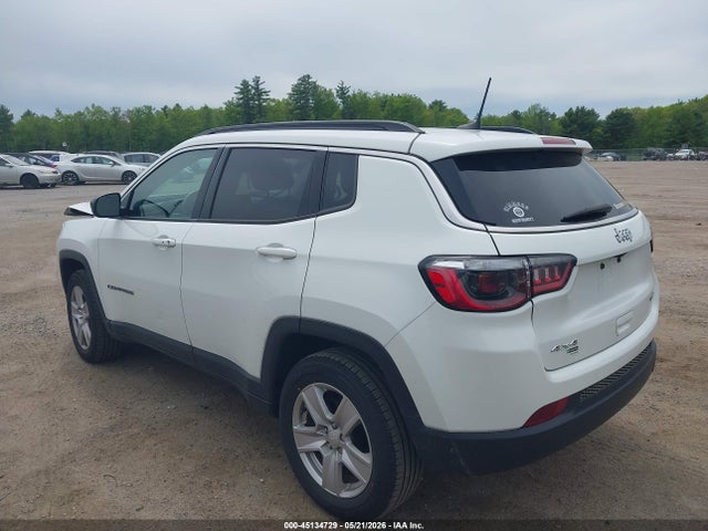 Jeep Compass Latitude 4x4 2022 3C4NJDBB4NT233608 Image 3