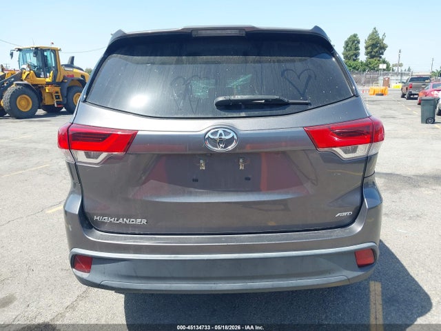 Toyota Highlander Le 2019 5TDBZRFH6KS978454 Image 15