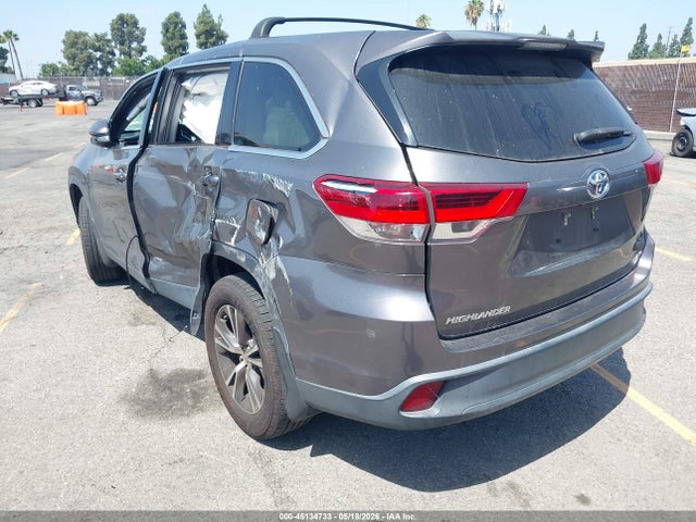 Toyota Highlander Le 2019 5TDBZRFH6KS978454 Image 3