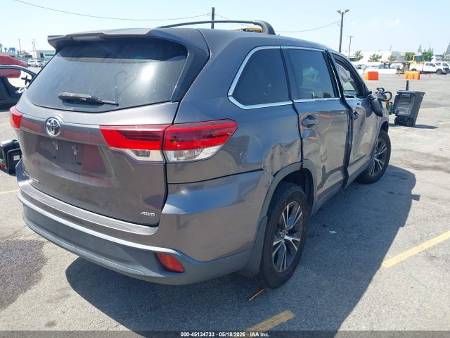 Toyota Highlander Le 2019 5TDBZRFH6KS978454 Image 4