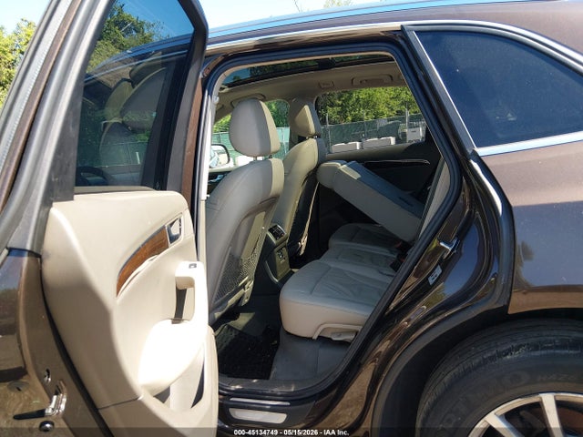 45134749 :رقم المزاد ، WA1LFAFP9BA043541 vin ، 2011 Audi Q5 2.0t Premium مزاد بيع