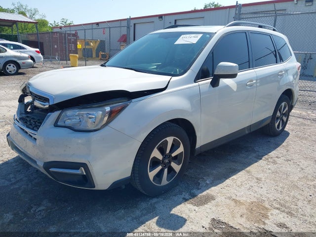 Продаж на аукціоні авто 2017 Subaru Forester 2.5i Premium, vin: JF2SJAEC4HH448643, номер лоту: 45134788