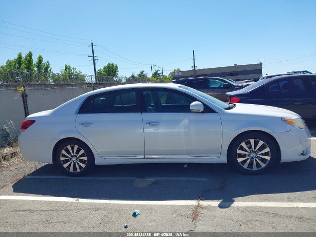 45134855 :رقم المزاد ، 4T1BK3DB5BU396594 vin ، 2011 Toyota Avalon Limited مزاد بيع